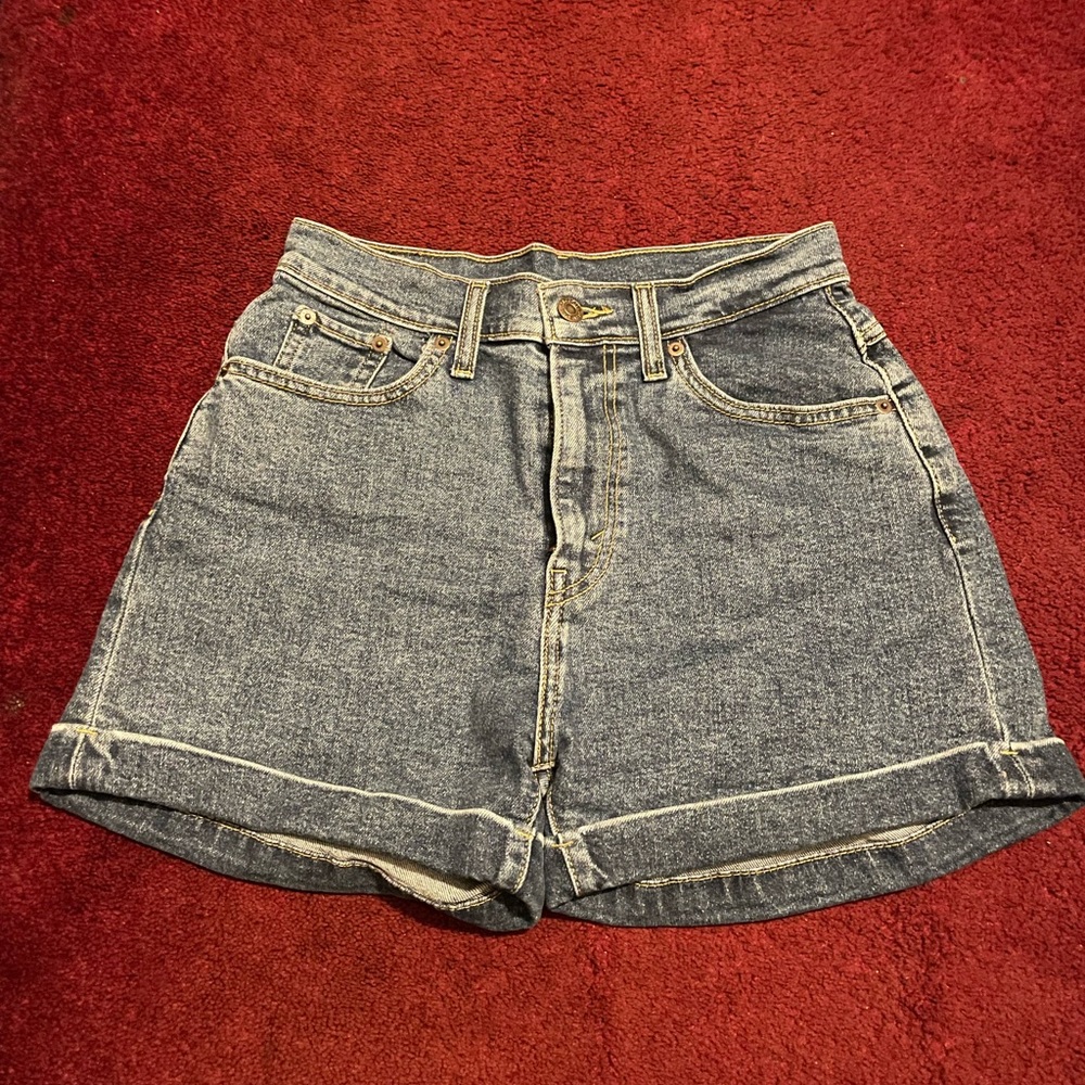 Levi’s shorts